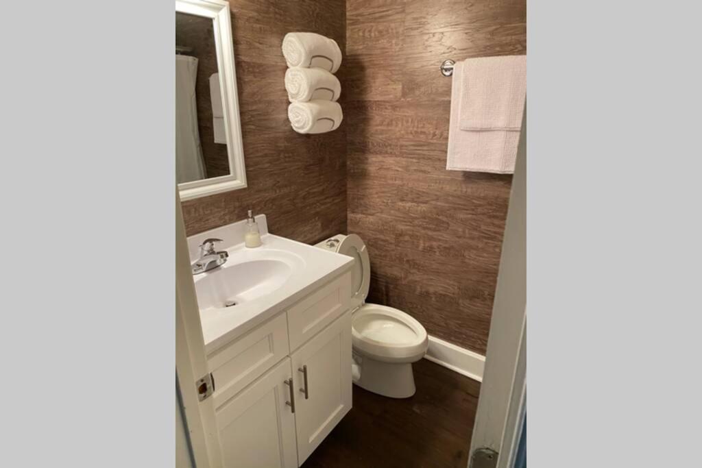 Belmont Nc Riverfront 2-Bedroom Garden Suite Шарлът Екстериор снимка