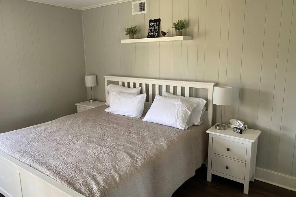Belmont Nc Riverfront 2-Bedroom Garden Suite Шарлът Екстериор снимка